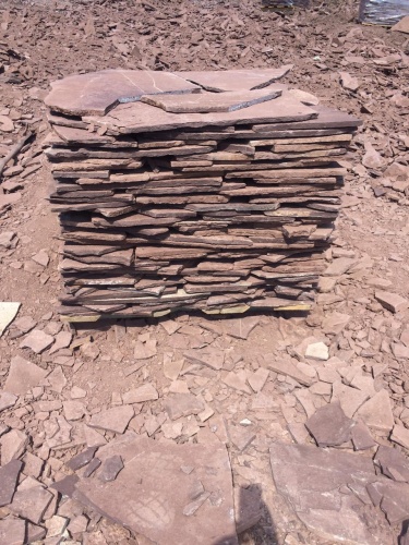 Плитняк лемезит бордовый для цоколя 1,5-2 см купить в Брянской области