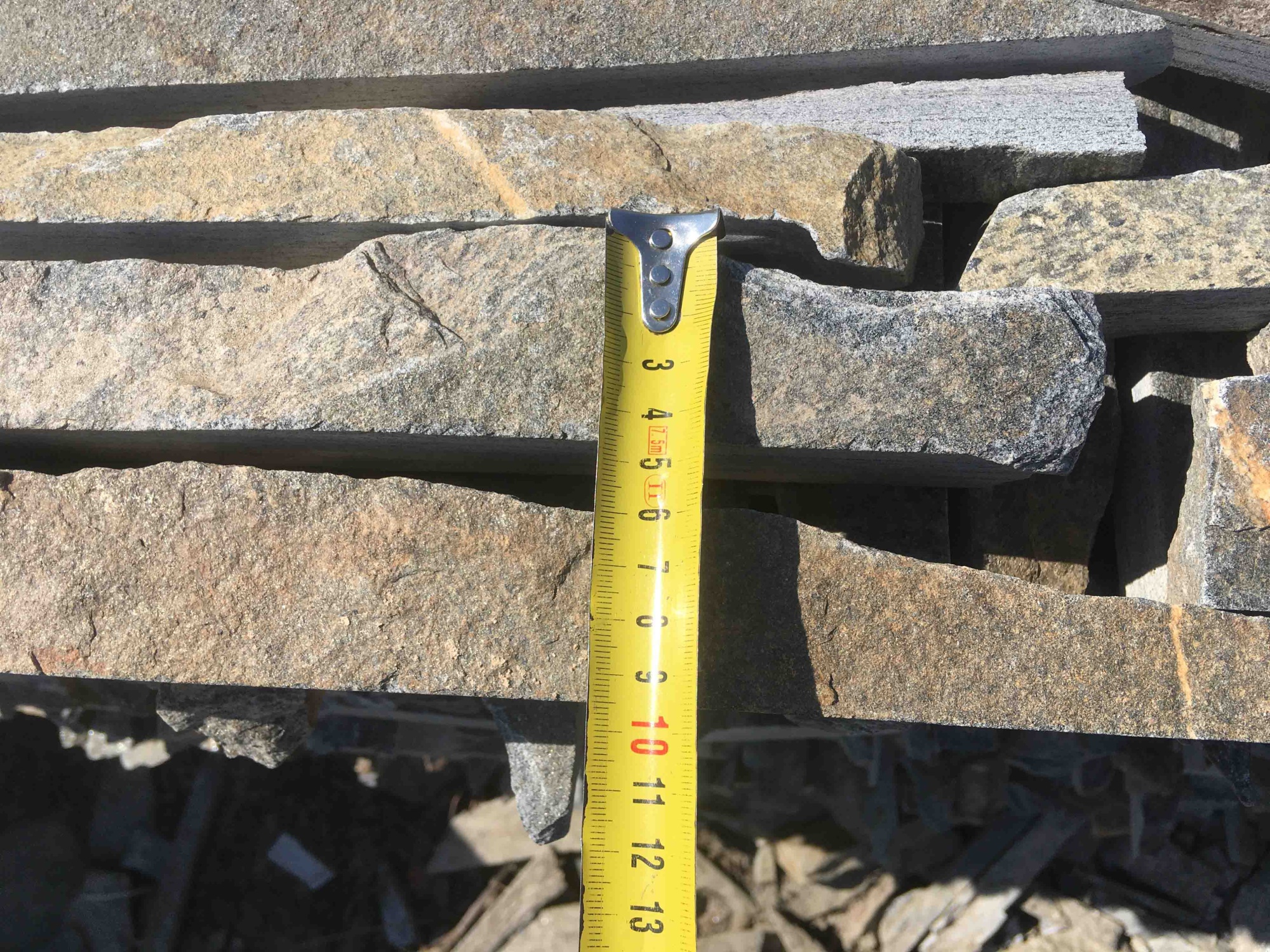 Горбушка златолит мультиколор для облицовки купить в Брянской области