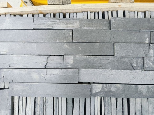 Плитка чёрная из натурального камня фасадная 30 см * 5 см, толщина 7 мм -30 мм купить в Брянской области