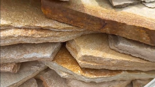 Плитняк златолит жёлтый золотистый для отмостки купить в Брянской области