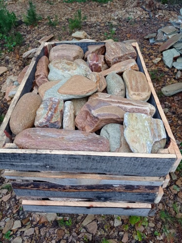 Златолит жёлтый, жёлто-зелёный глыбки и валуны для ланшафтного дизайна купить в Брянской области