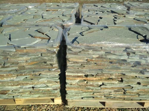 Плитняк златолит зелёный для цоколя, отмостки купить в Брянской области