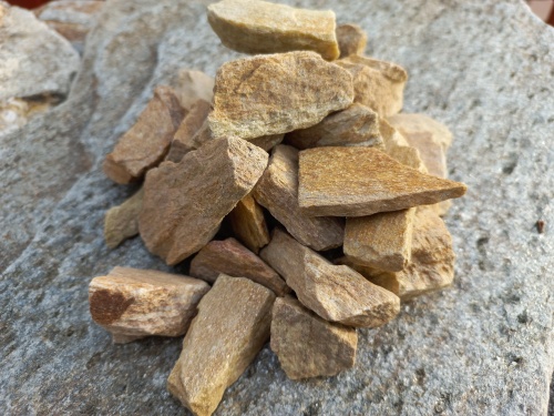 Златолит жёлтый декоративная каменная крошка купить в Брянской области