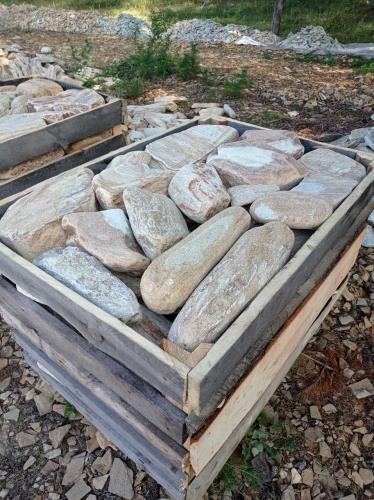 Златолит жёлтый, жёлто-зелёный глыбки и валуны для ланшафтного дизайна купить в Брянской области