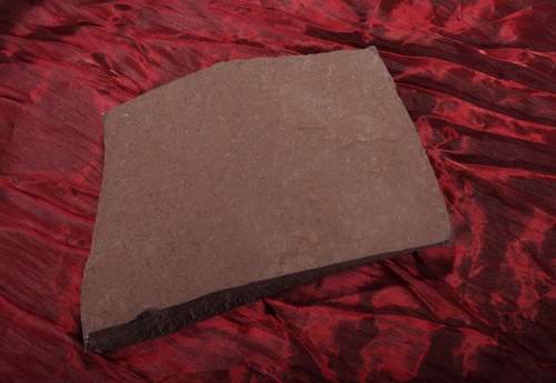 Плитняк лемезит бордовый для цоколя 1,5-2 см купить в Брянской области