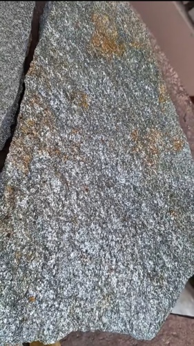 Плитняк златолит серебристый для цоколя, отмостки купить в Брянской области