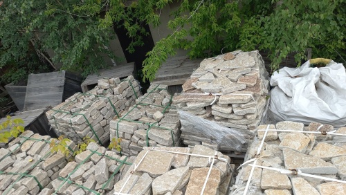 Гранитный плитняк галтованный для парковки купить в Брянской области