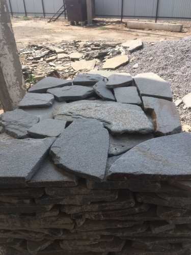 Златолит серебристый галтованный для лестниц купить в Брянской области